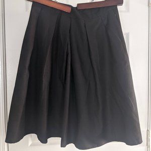 Face to Face Pleated Black Midi-Skirt with Pockets